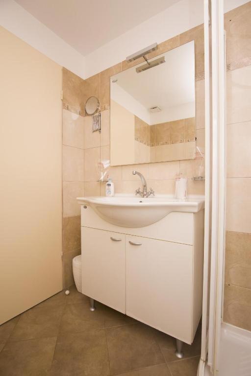Apartments Ragusa Rovinj Exterior photo