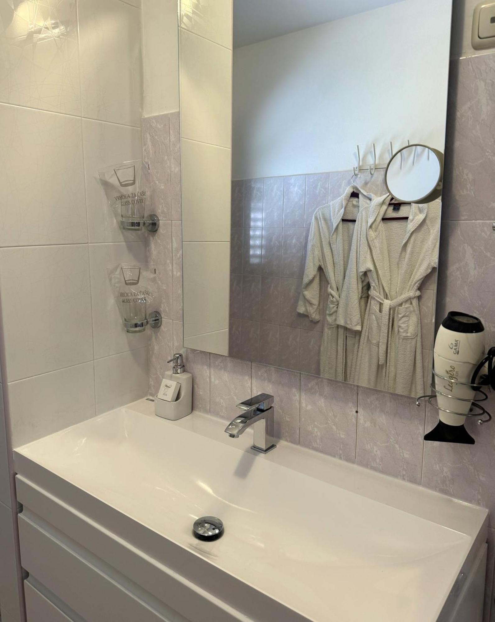 Apartments Ragusa Rovinj Exterior photo